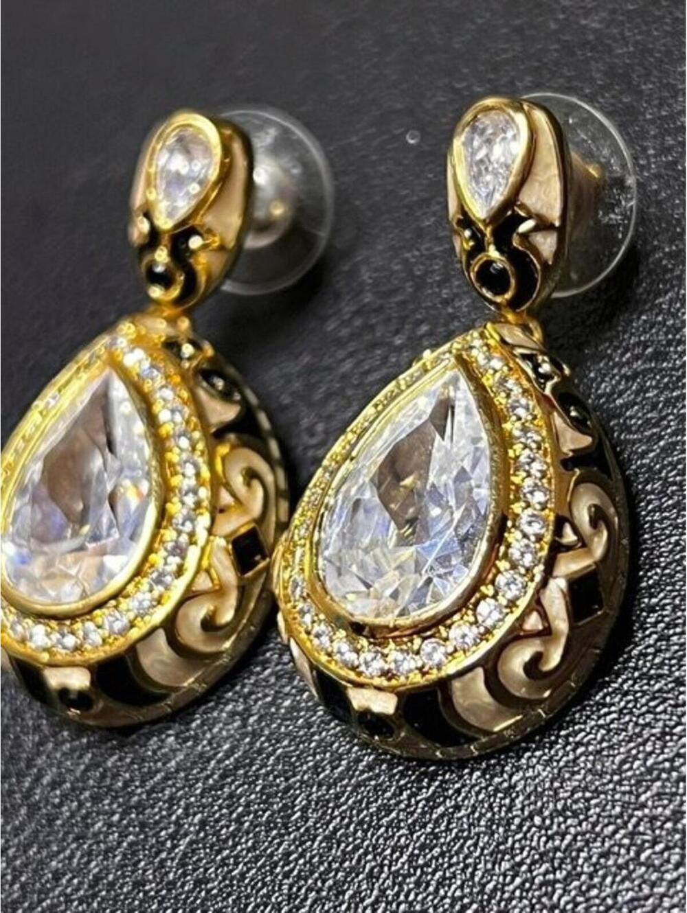 B5268 Lauren G Adams Dangle Drop Earrings Gold Tone Black Cream Enamel CZ - Picture 4 of 4